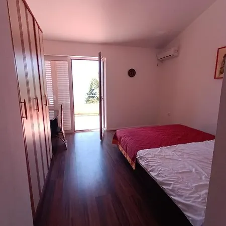 Blue Seagull - Seafront Apartment *